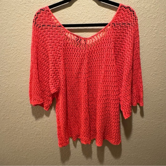 Crochet Knit Cover Up Blouse - Picture 4 of 4